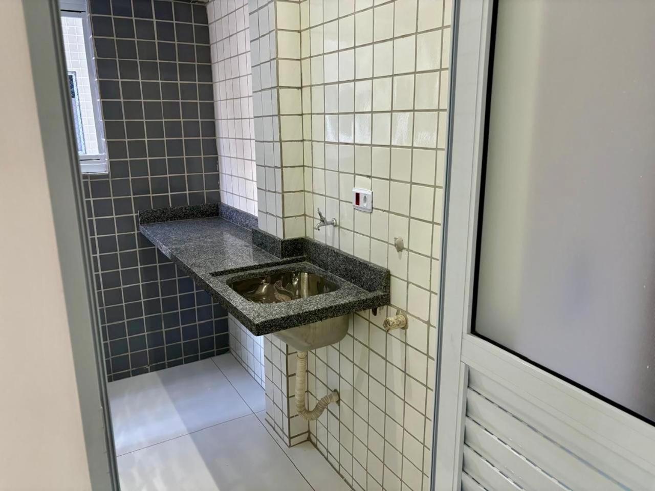Novo Apto Canto Do Forte, Rua Praia Vista Montanha, Com Wi Fi, Homebeach10, 01 Vaga De Garagem, Melhores Restaurantes Ao Lado Praia Grande (Santos) Exterior foto